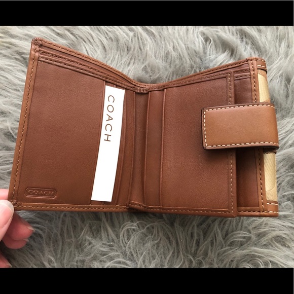 Coach Khaki Hamptons Optic French Wallet F41251 - Picture 5 of 12